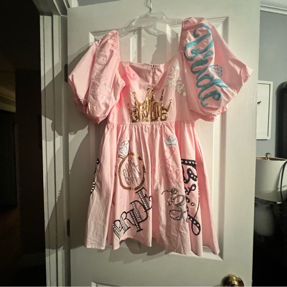 Queen of Sparkles light pink Bride dress size small - Picture 4 of 6